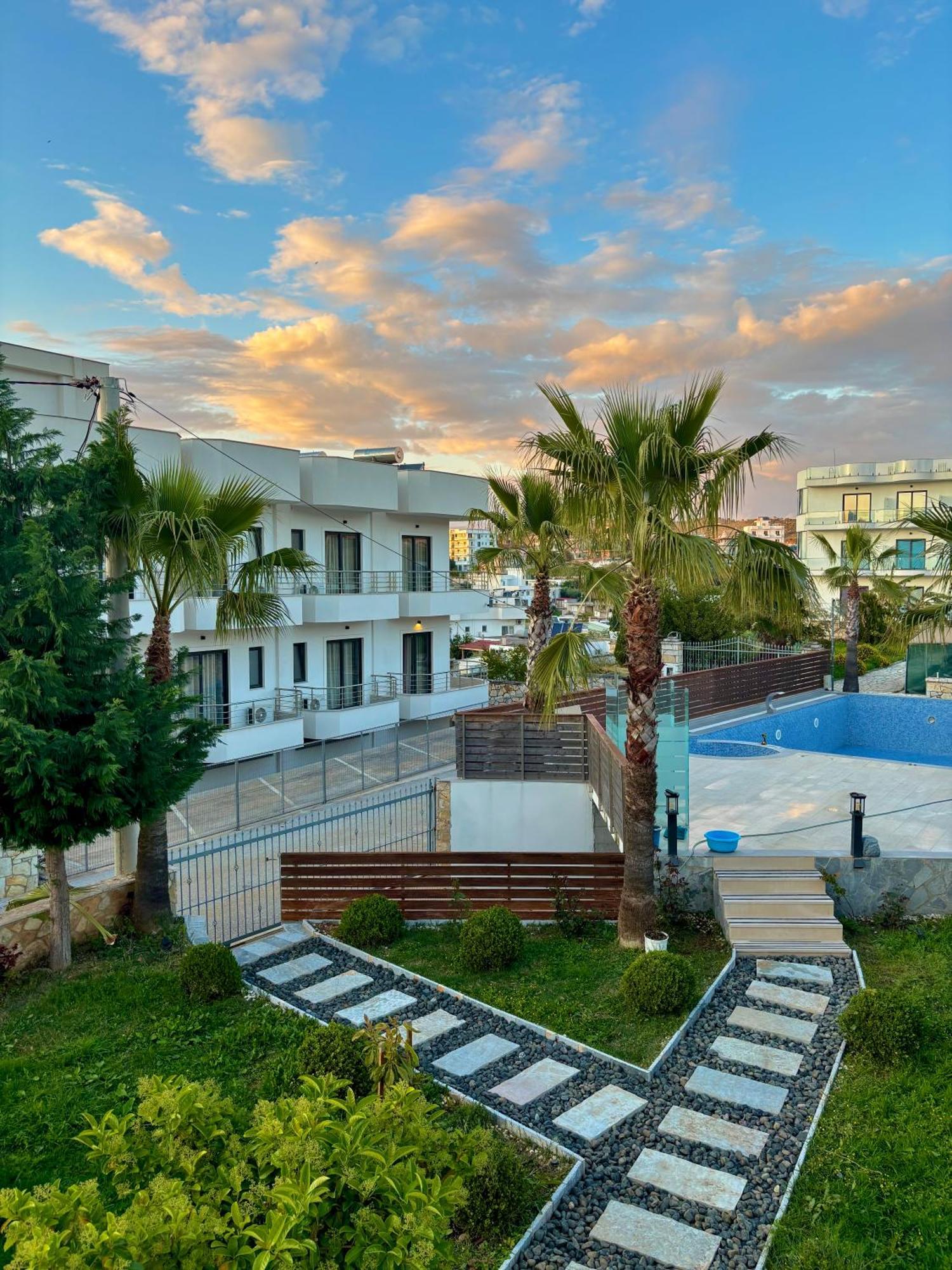 Blue Water Hotel Ksamil Exterior foto